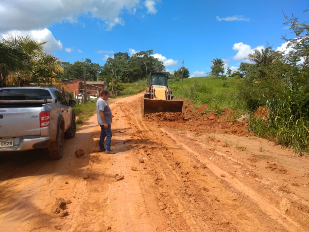 Prefeitura de Rio Branco faz recuperação e manutenção de ramais na zona rural da capital 6 01 Ramal Barro Alto antes 1