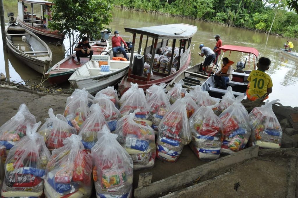 Prefeitura entrega cestas básicas a ribeirinhos atingidos pela cheia nas comunidades Catuaba e Liberdade 2 Foto Dircom 9 21