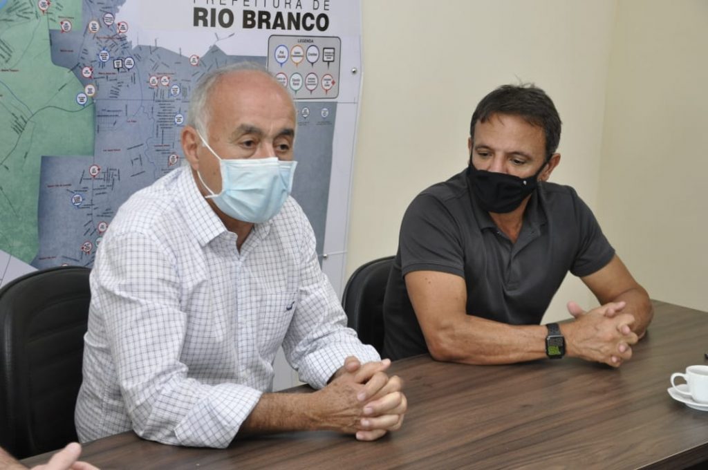 Prefeito Tião Bocalom recebe visita do senador da república Márcio Bittar 6 Foto Dircom 8 22