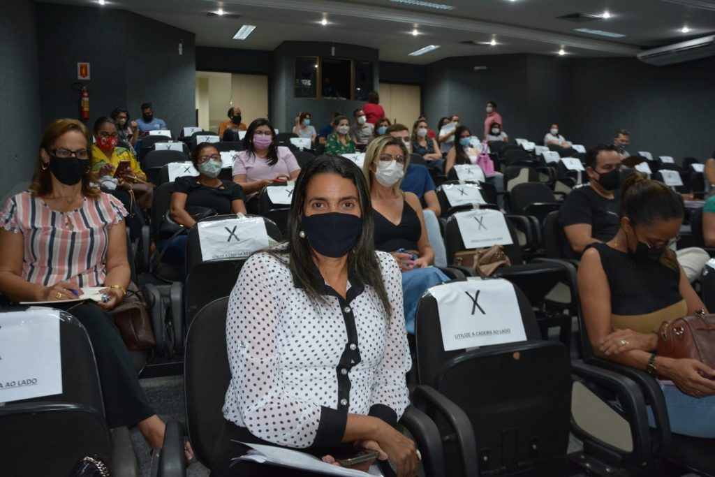 Seme reúne educadores para planejamento e elaboração do plano de retorno às aulas da rede municipal de ensino 3 WhatsApp Image 2021 08 18 at 17.56.37