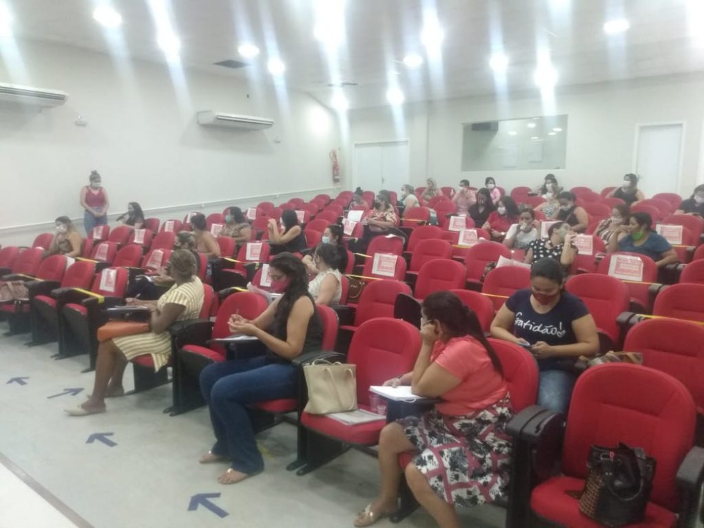 Prefeitura realiza curso de formação continuada para professores do ensino infantil para orientar sobre o retorno às aulas presenciais 9 WhatsApp Image 2021 09 03 at 16.09.49 1