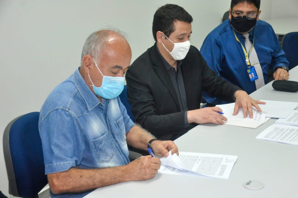 Prefeitura e Banco do Brasil assinam acordo para a folha de pagamento do servidor municipal 5 WhatsApp Image 2021 09 10 at 16.00.35
