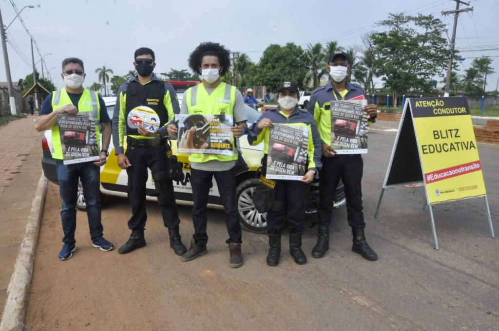 RBTrans realiza blitz educativa pelo Dia Nacional do Trânsito em Rio Branco na Via Chico Mendes 1 WhatsApp Image 2021 09 24 at 13.05.52