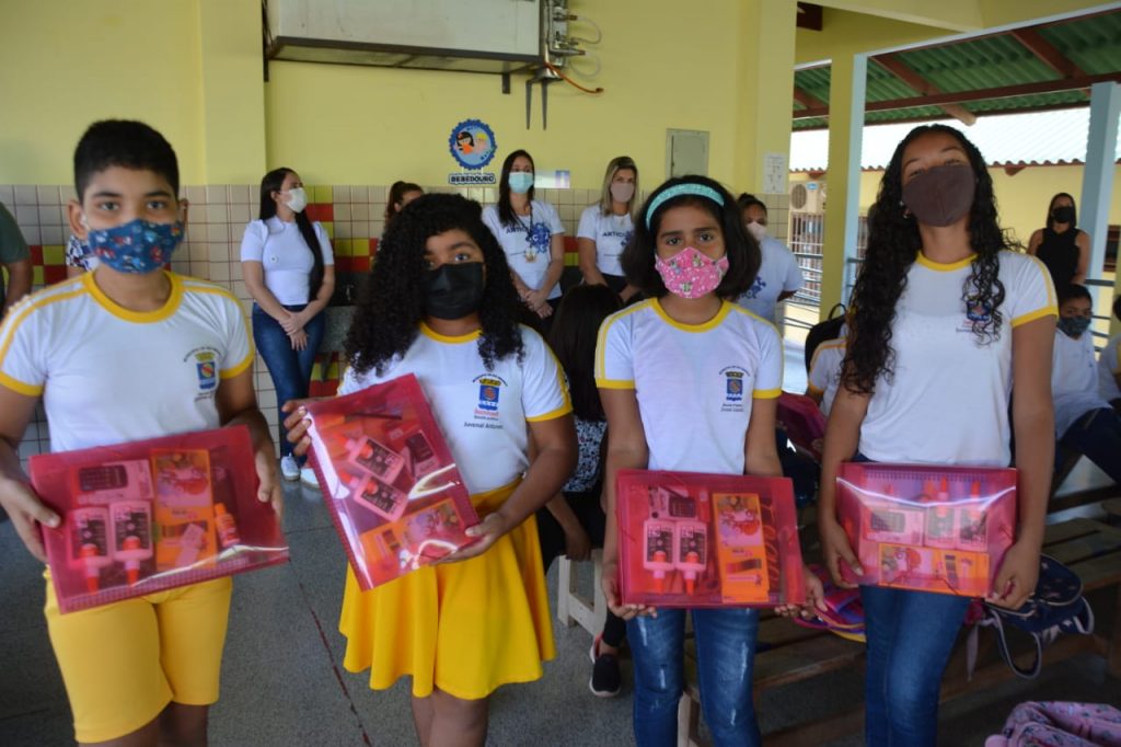 PREFEITO RETOMADA DAS AULAS 18 10 21 17