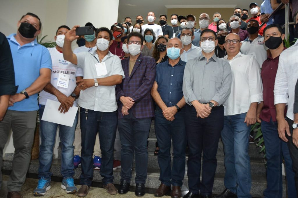 Prefeito de Rio Branco participa do encontro dos núcleos de indústrias do setor moveleiro 1 WhatsApp Image 2021 10 14 at 12.02.54