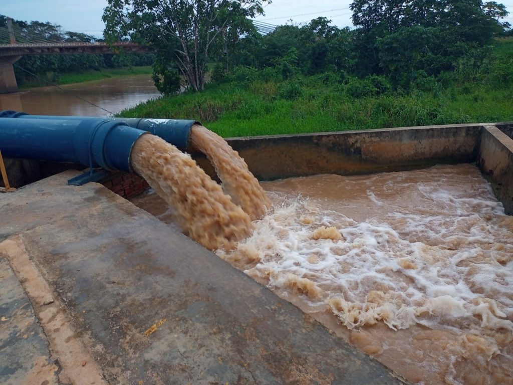Distribuição de água na capital volta ao normal após pequena elevação do nível do Rio Acre 1 FOTOSFEVEREIRO01TRABALHOS SAERB DIA30 1 16