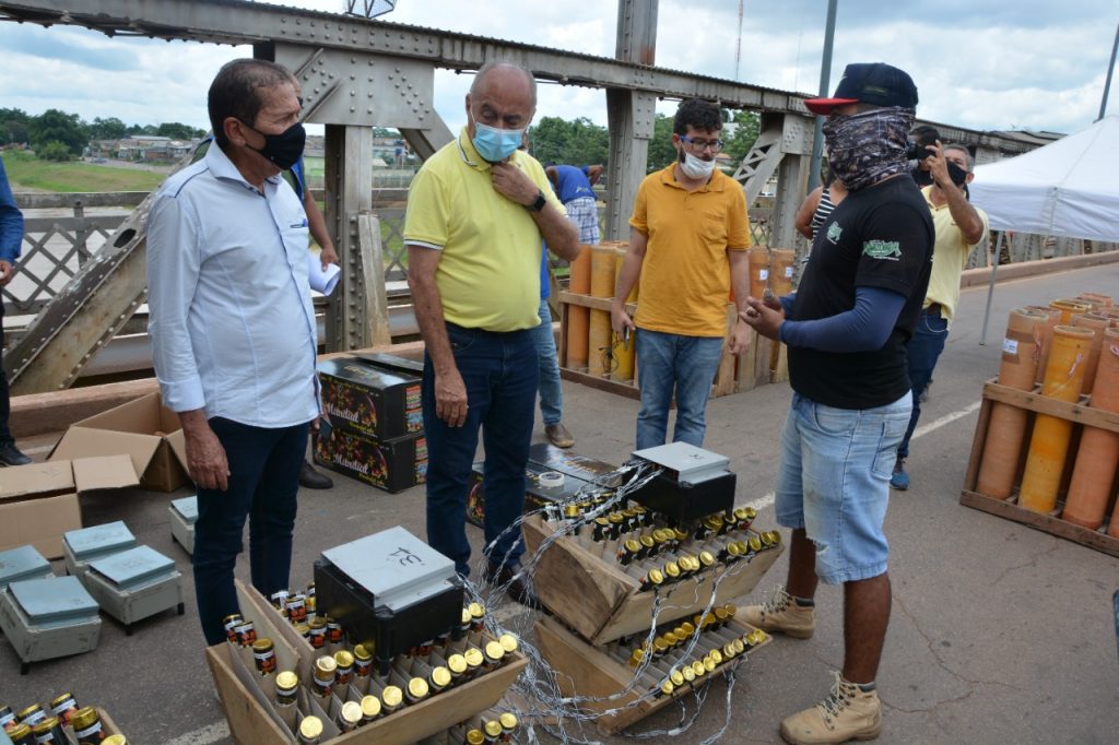 Prefeito visita local onde ocorrerá o show piromusical para receber 2022 1 IMG 20211231 WA0148