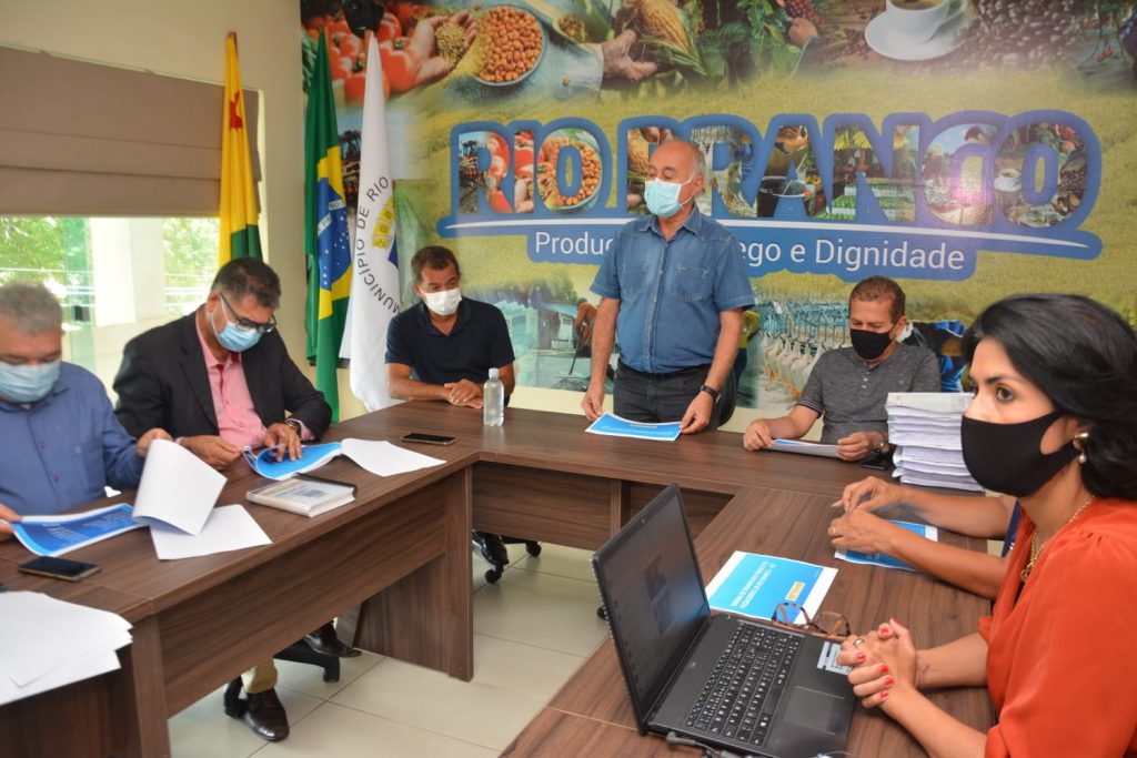 RBTrans presta contas das gratuidades do Projeto de Integração Física do Transporte Público do Município de Rio Branco 2 WhatsApp Image 2021 12 03 at 12.03.25