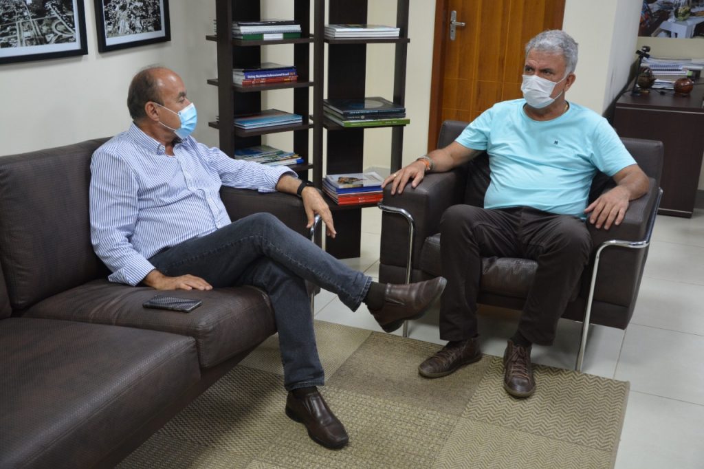 Senador da República parabeniza prefeito pela postura diante da situação da problemática do transporte público em Rio Branco 7 WhatsApp Image 2022 01 19 at 14.06.17