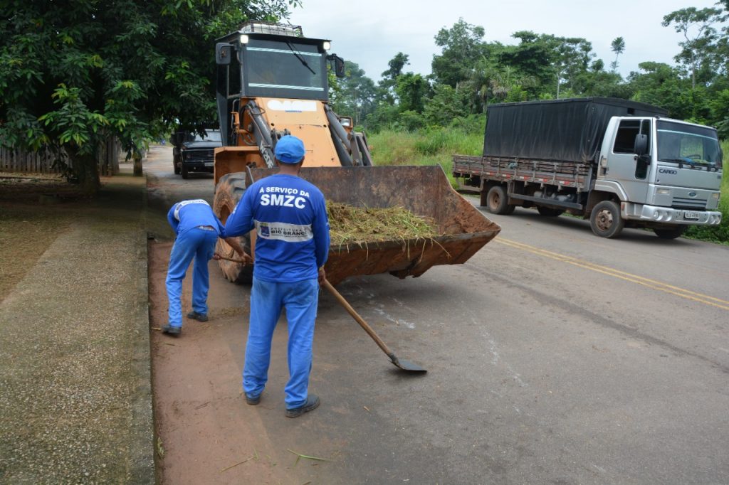 Prefeitura de Rio Branco realiza megaoperação de limpeza no Setor I da Cidade do Povo 1 IMG 20220219 WA0023