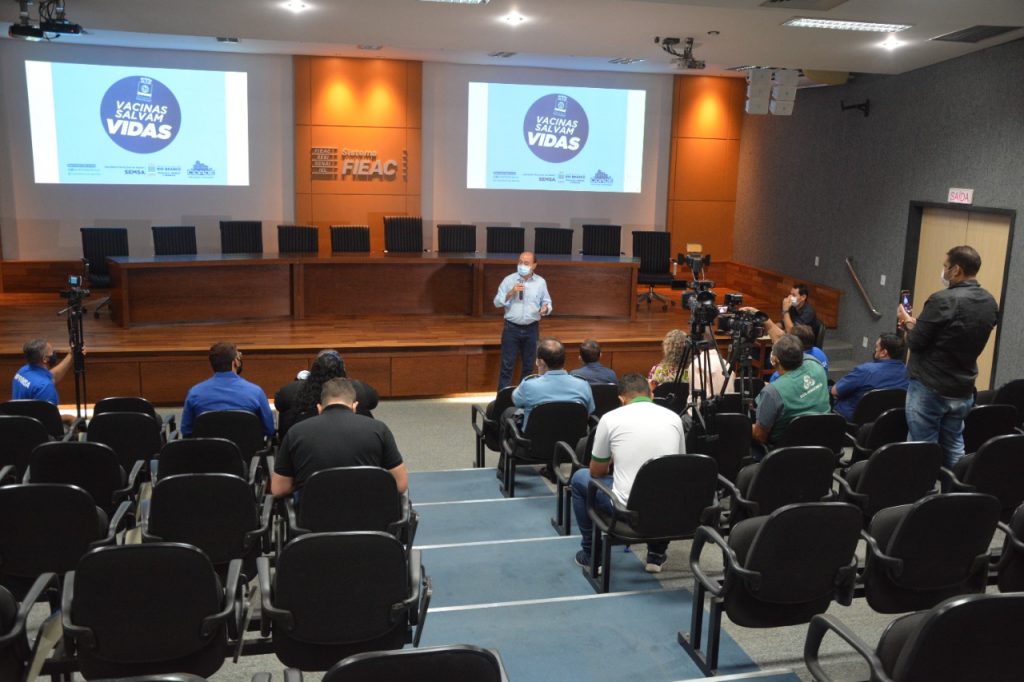 Prefeitura de Rio Branco lança campanhas de combate à covid-19, dengue e Pé-mão-Boca 3 LANCAMENTO CAMAPNHA SAUDE 01.02 9
