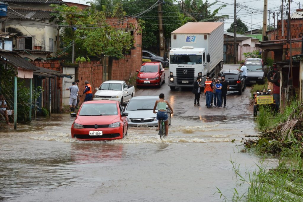 Prefeitura de Rio Branco presta auxílio a moradores atingidos com enxurrada dos Igarapés 7 ALAGACAO JUDIA 14.03 15