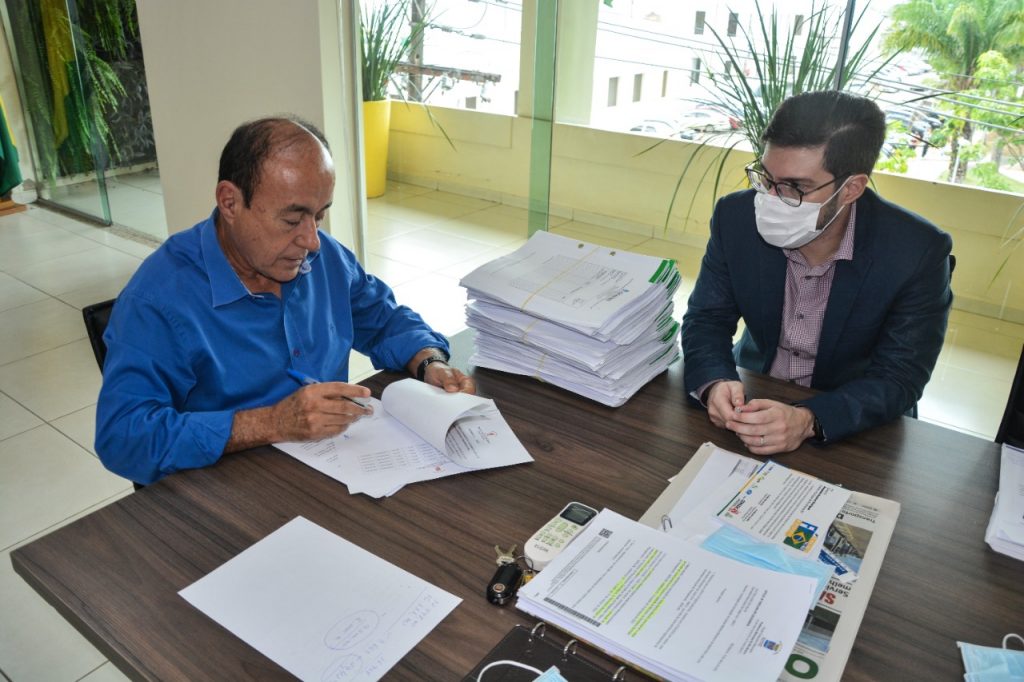 Prefeitura de Rio Branco anuncia aumento de salário para profissionais de apoio da educação municipal 2 LACRE LOJAS SHOPPING AQUIRI 17.03 10