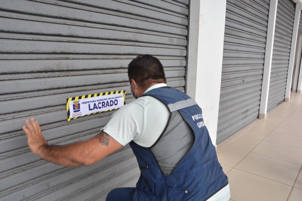 Prefeitura de Rio Branco retoma boxes que estavam fechados e servindo como depósito no Aquiri Shopping 6 LACRE LOJAS SHOPPING AQUIRI 17.03 13