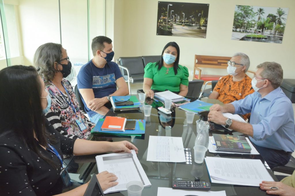 Prefeitura de Rio Branco se reúne com TCE para tratar sobre oficinas ofertadas pela Escola de Contas 6 REUNIAO TCE X PREFEITURA 31.03 9