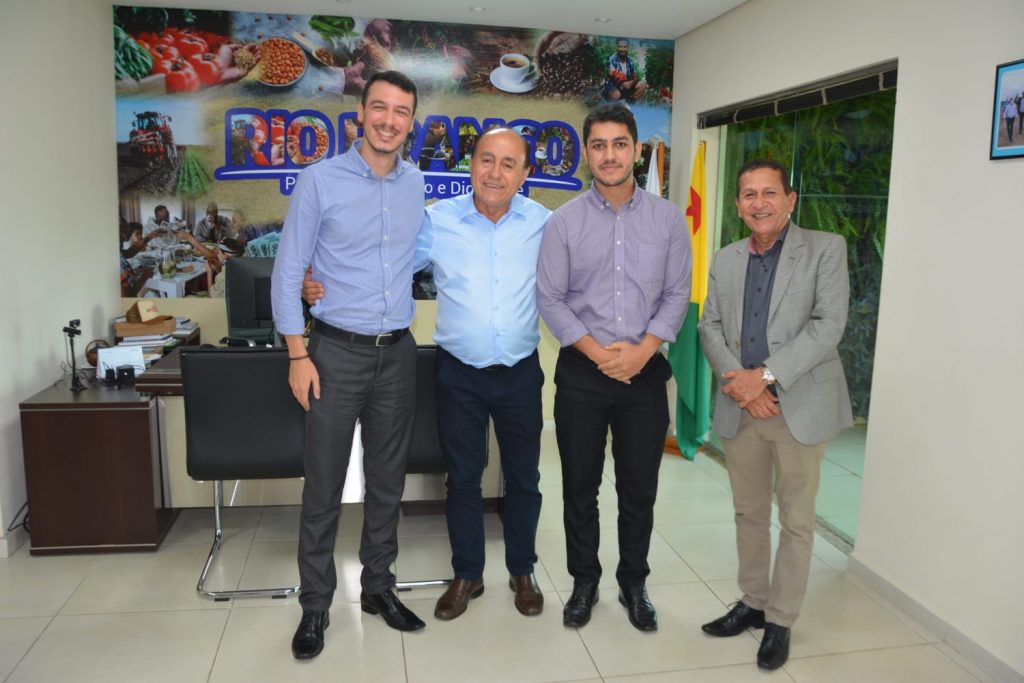 Alunos do ensino médio também vão poder fazer estágio remunerado na Prefeitura de Rio Branco 3 VISITA CIEE 10.03 7