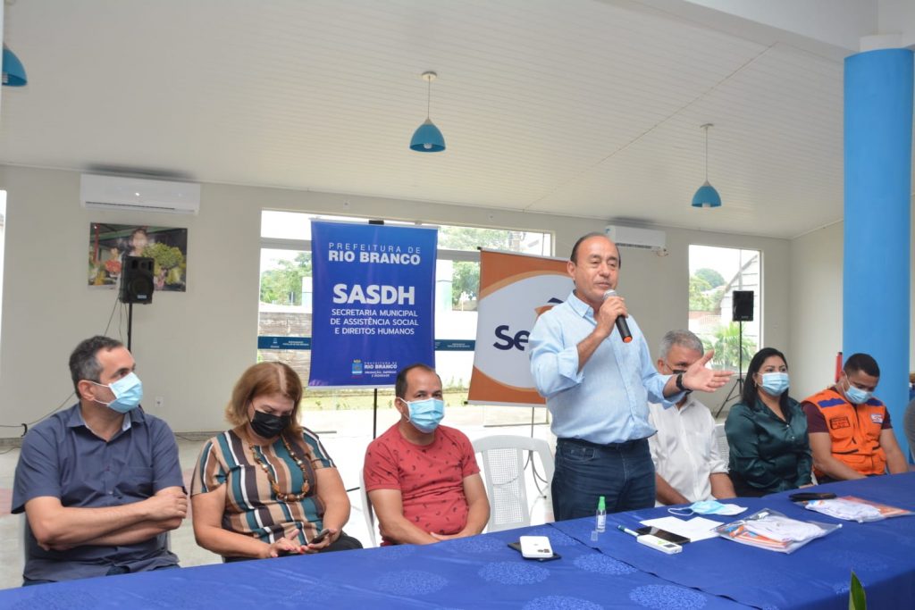 Prefeitura prestigia aula inaugural dos cursos de manipulação de alimentos e técnica de salgadeiros no Restaurante Popular 2 WhatsApp Image 2022 03 18 at 14.16.08