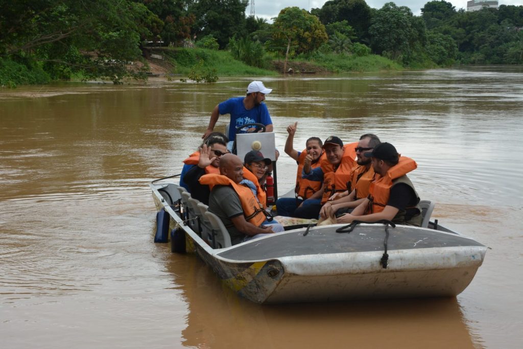 Prefeito de Rio Branco embarca rio Acre acima com equipe do Saúde Itinerante que irá atender mais de 50 comunidades ribeirinhas 4 WhatsApp Image 2022 03 19 at 14.38.09