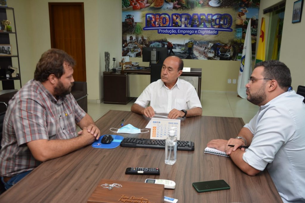 Prefeito de Rio Branco se reúne com Embrapa/Ac para tratar sobre projetos para o município 1 REUNIAO EMBRAPA 07.04.22 ED 4