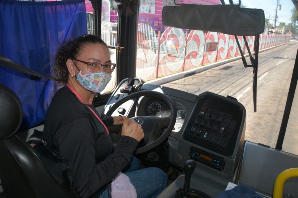Motoristas dos transportes coletivos agradecem à prefeitura de Rio Branco pelas atuais condições de trabalho 8 AGRADECIMENTO MOTORISTASFF25.05 16