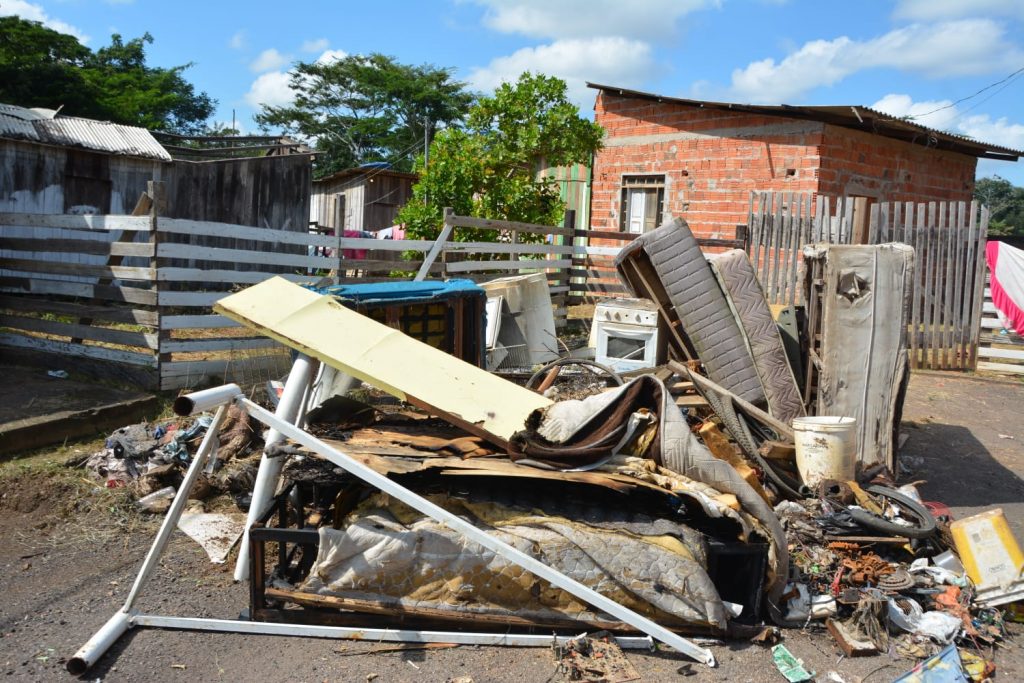Prefeitura retira mais de 26 mil toneladas de entulhos com operação “Cidade Limpa, Povo Desenvolvido" 6 LIMPEZA CIDADE E.D 11.05 2