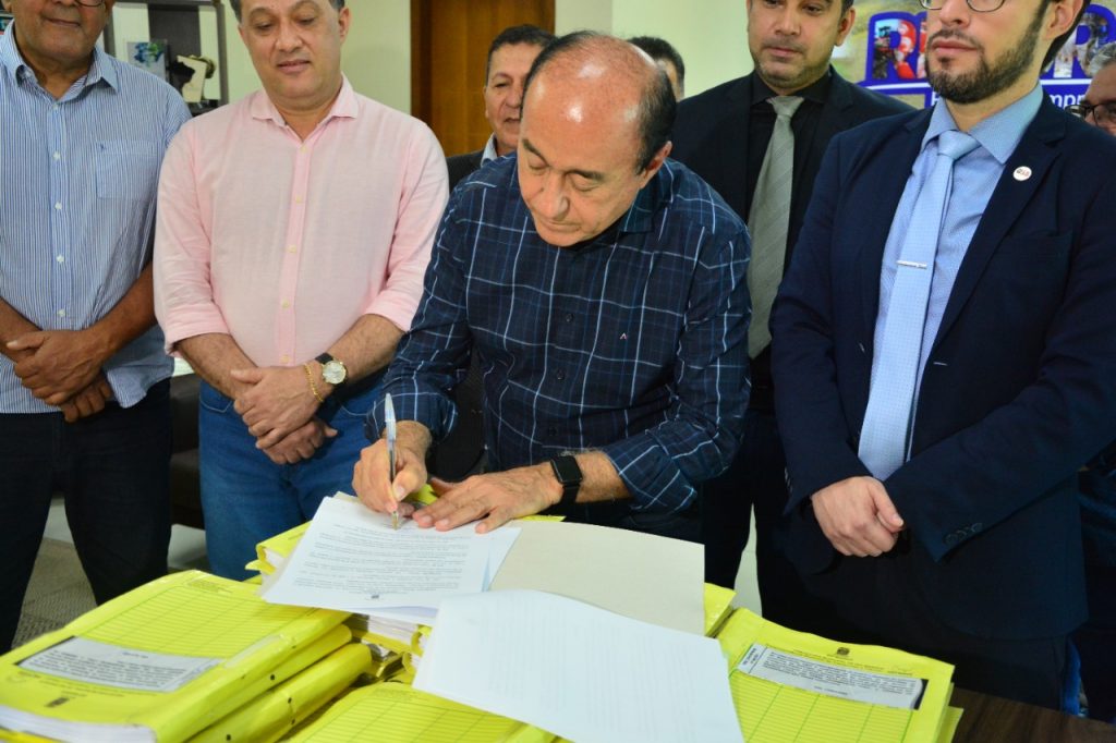 COLETIVA TRANSPORTE CADUCIDADE EMPRESAS 22 6 FF 27