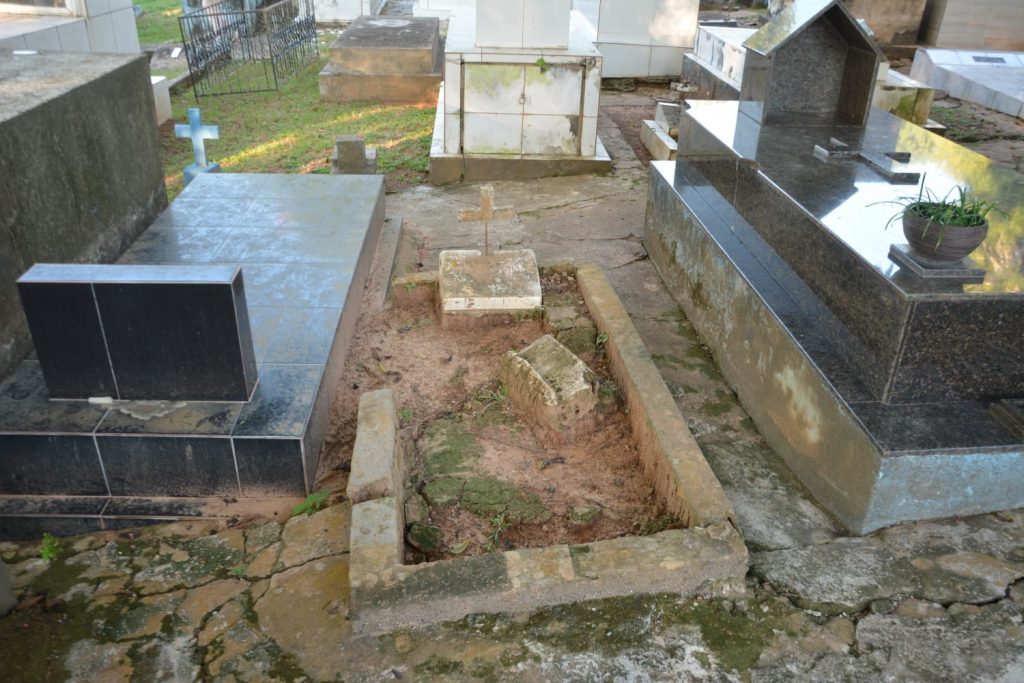 DEPREDACAO CEMITERIOS ED 21.06 11
