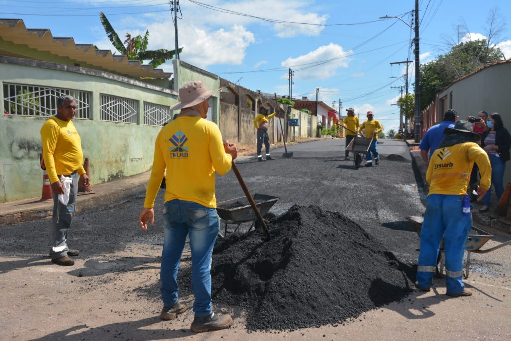Emurb avança com programação de tapa buraco e pavimentação pelos bairros de Rio Branco 6 EMURB TUCUMAED28.06 13
