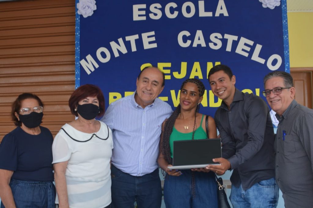 ENTREGA TABLETS ESC MONTE CARLO 3 6 22 ED 6