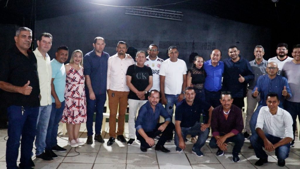 Coveiros agradecem ao prefeito de Rio Branco pelo reajuste concedido à categoria 2 JANTAR COVEIROS ED01.06 2
