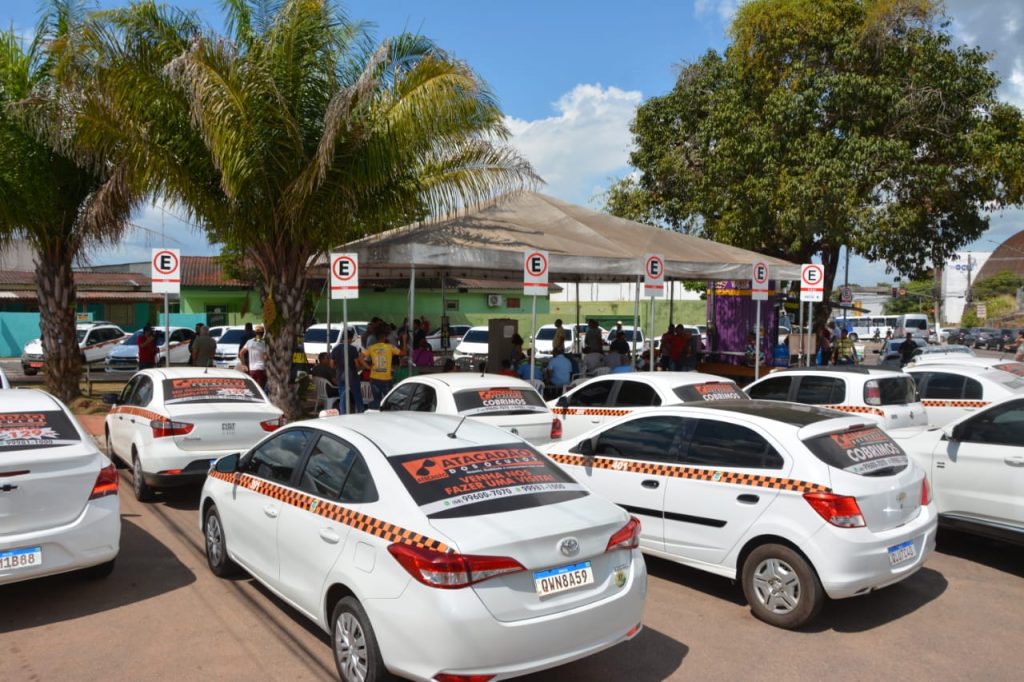 Prefeitura de Rio Branco regulamenta Taxi Lotação na capital acreana 2 Taxi lotacao ED 15.07 1