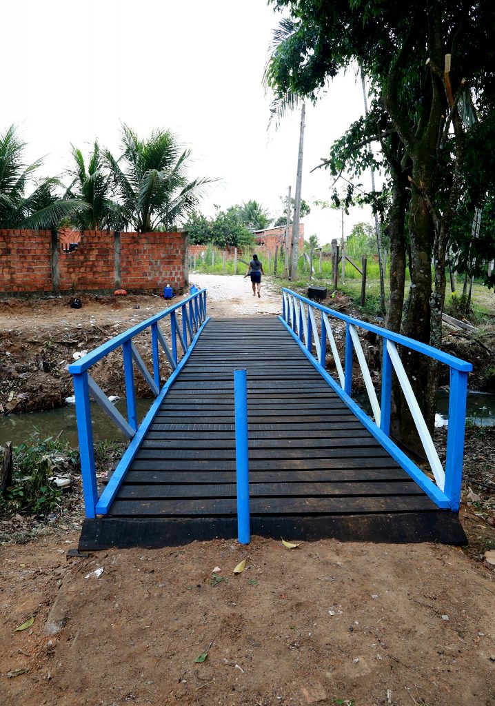 Prefeitura de Rio Branco entrega passarela no bairro Recanto dos Buritis 3 passarela nova foto val fernandes 8