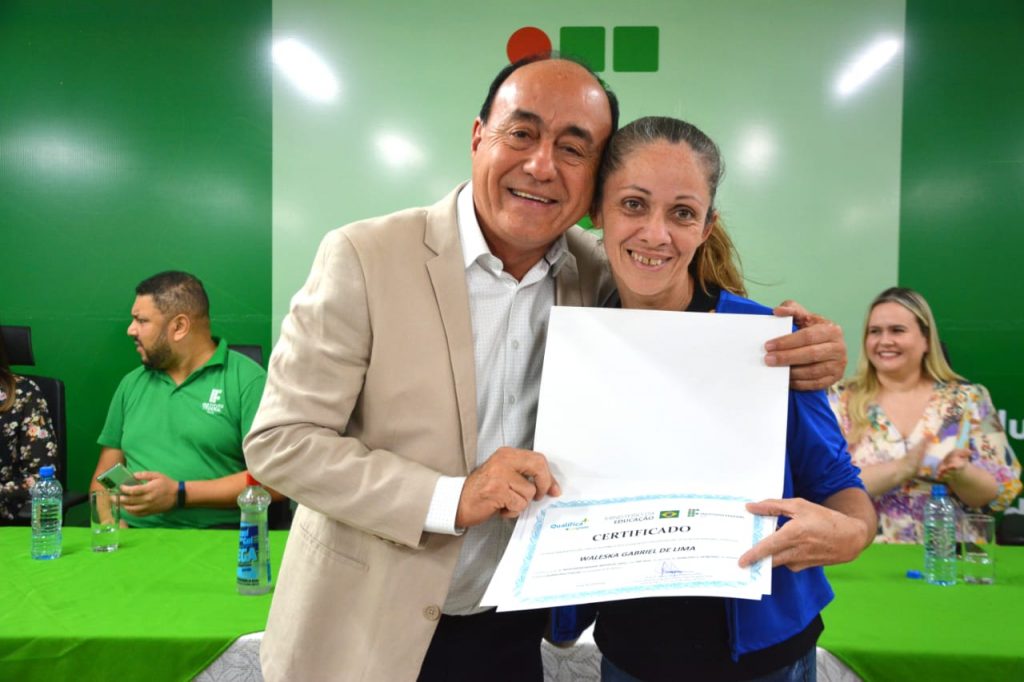 Prefeitura de Rio Branco e Ifac entregam certificados para alunos do curso de Micro Empreendedor Individual 1 CERIMONIA IFAC ED 23.09 6