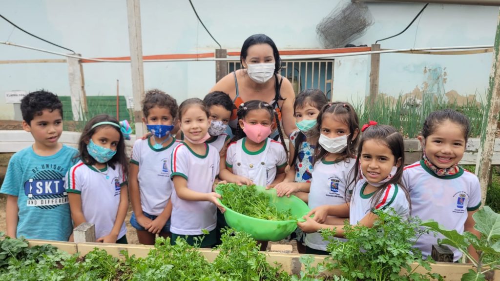 Projeto Hortas e Fazendinhas nas Escolas já é uma feliz realidade em Rio Branco 4 HORTAS E FAZENDINHASASSECOM 21.09 7