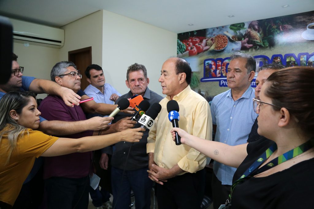 Prefeitura de Rio Branco irá recuperar ramais asfaltados do município 6 coletiva ramais foto val fernandes 6