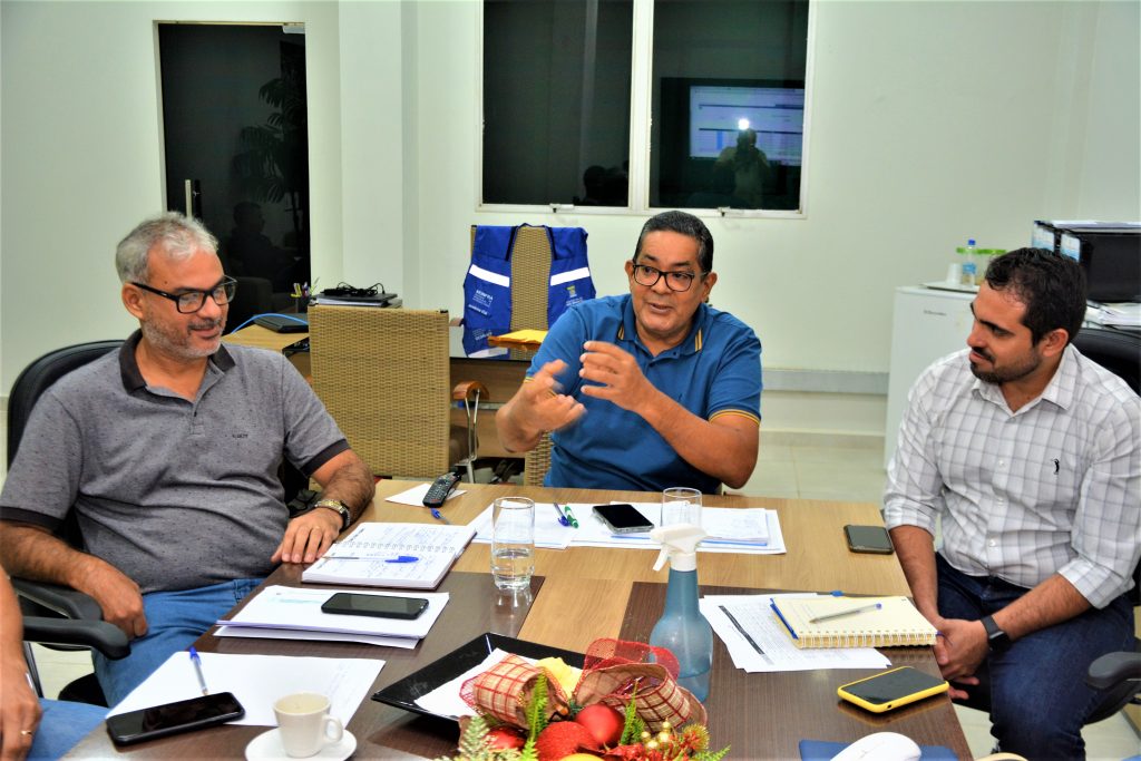 Secretário de Infraestrutura e Mobilidade Urbana recebe equipe técnica do Programa Calha Norte 1 DSC 9225