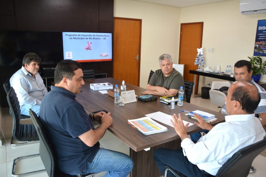 Prefeitura de Rio Branco e Dom Porquito articulam parceria para a expansão da suinocultura no município 9 Dom porquitoED 3