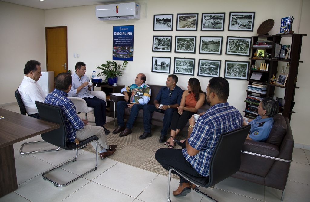 Padre Manoel visita prefeito de Rio Branco para agradecer pela parceria no Círio de Nazaré 8 IMG 9806