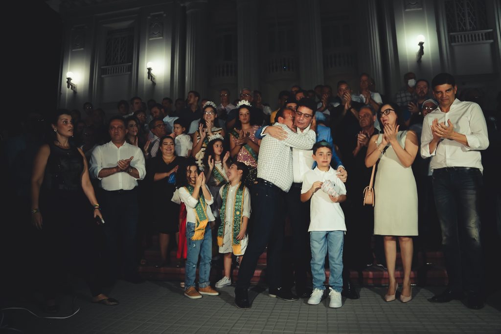 Luzes em frente ao palácio Rio Branco são acesas e atraem população 5 Luzes de natal foto val fernandes 22