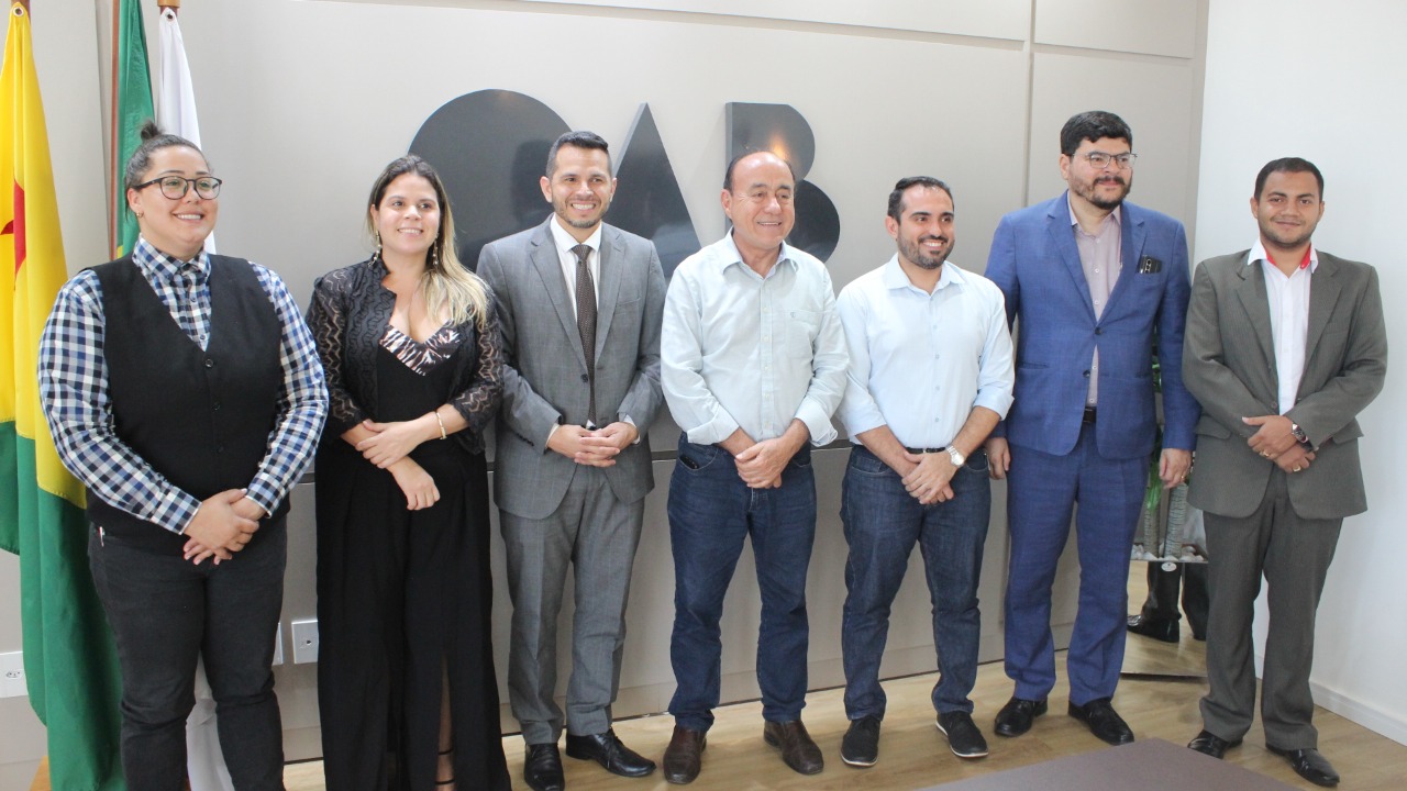 Prefeito de Rio Branco e Amac buscam parceria junto à OAB-AC para melhorias no trato jurídico de cada município 1 OAB Isaias 14