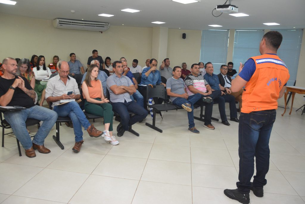 Prefeitura de Rio Branco apresenta Plano Operacional para eventuais alagações 8 DSC 0091