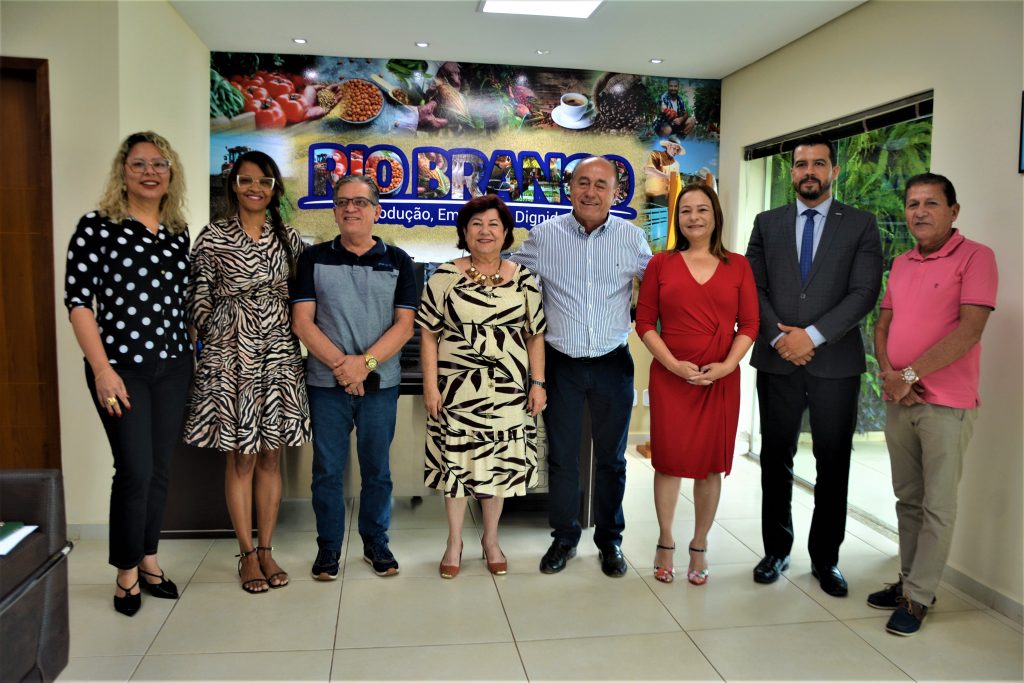 Prefeito de Rio Branco recebe Ministério Público para tratar sobre o Centro de Atendimento ao Autista, O Mundo Azul 1 DSC 7907
