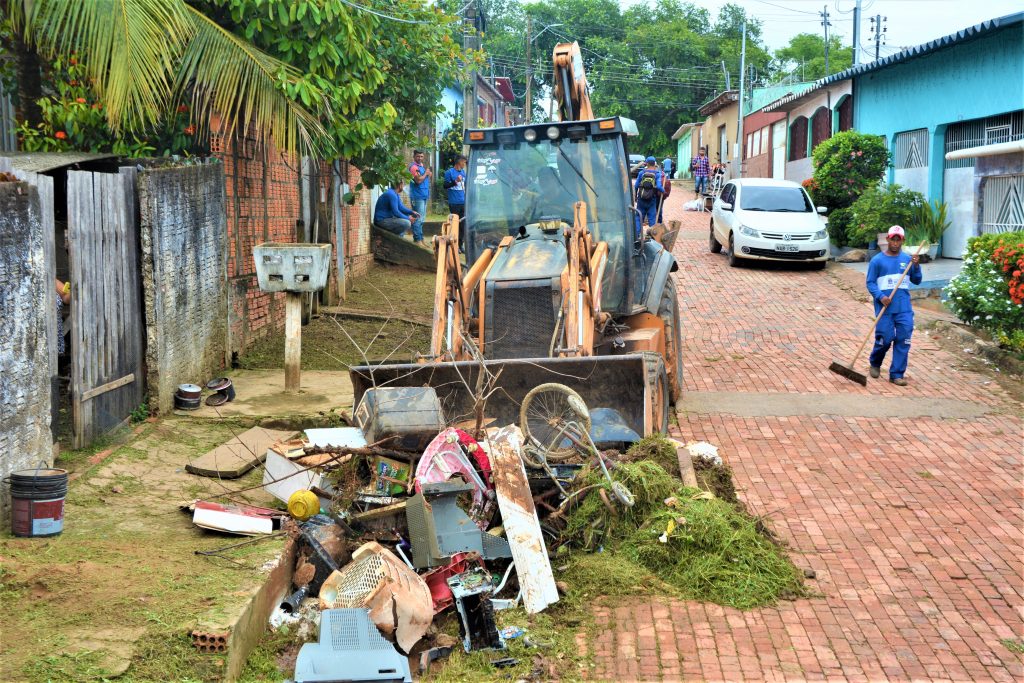 Prefeitura lança megamutirão de limpeza no Tancredo neves 6 Mutirao Tancredo Neves ED 25