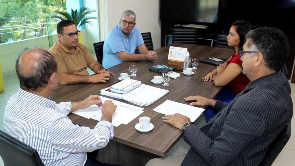 Prefeito de Rio Branco recebe empresa especializada em reciclagem de pneus 1 WhatsApp Image 2023 01 16 at 16.22.12