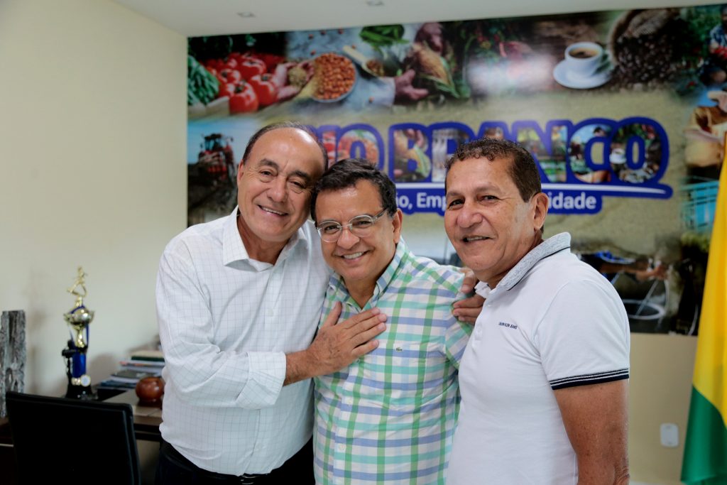 Prefeito de Rio Branco recebe visita institucional do deputado estadual Luiz Gonzaga 2 visita do deputado luiz gonaga foto val fernandes 3