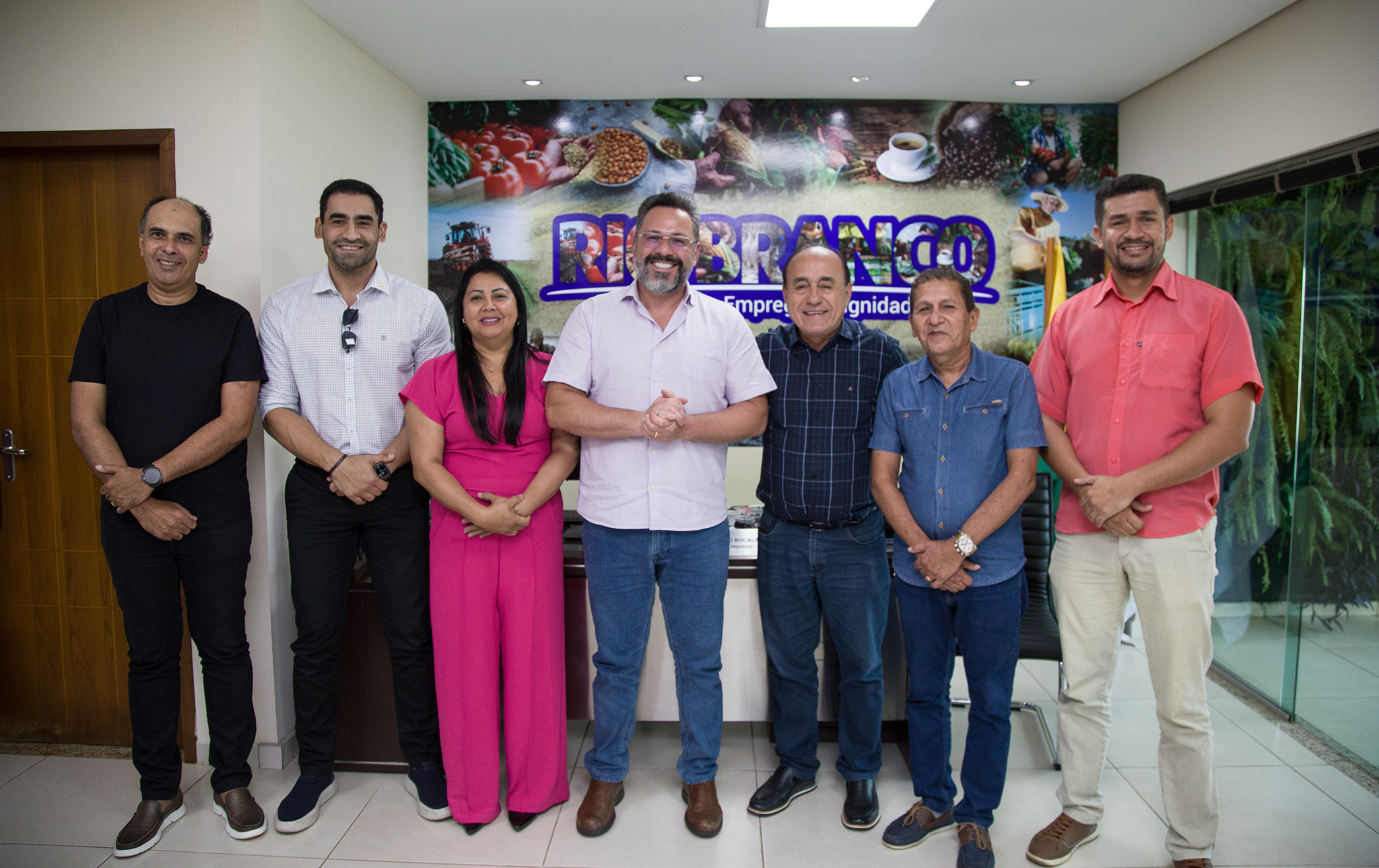 Prefeito de Rio Branco recebe visita do senador Alan Rick 1 visita do senador alan rick foto val fernandes 2