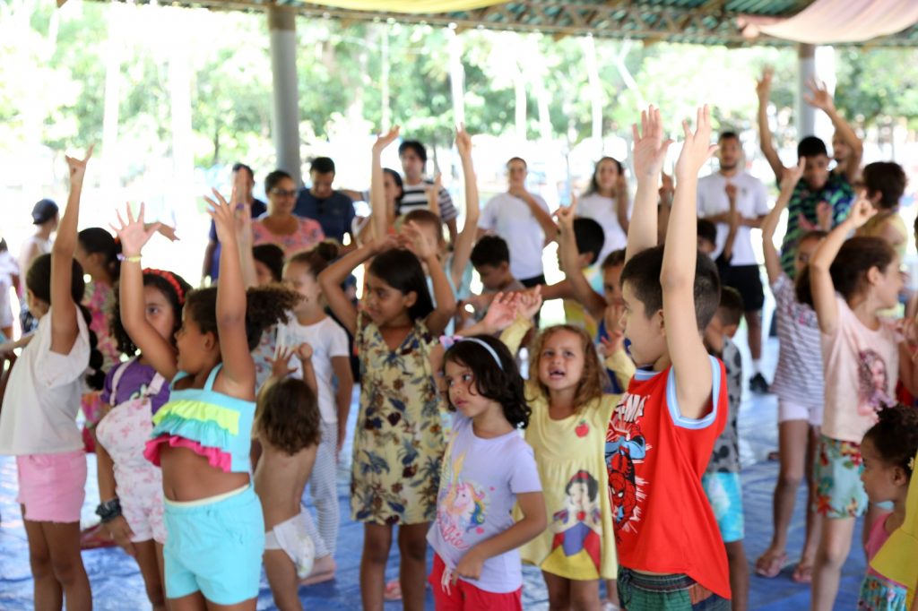 Colônia de férias promovida pela prefeitura faz sucesso entre as crianças no Horto Florestal 3 BRINCANDO E APRENDENDO VF 24.02 12