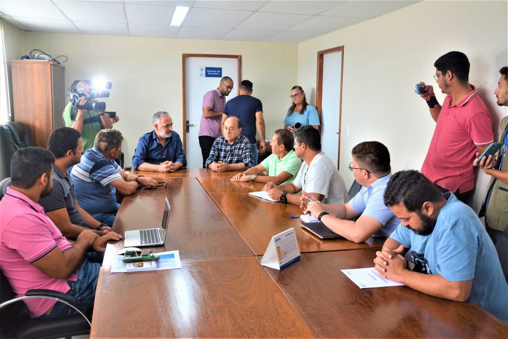 Prefeito Tião Bocalom faz visita à Emater para firmar parcerias de apoio ao homem do campo 5 Emater ED 11