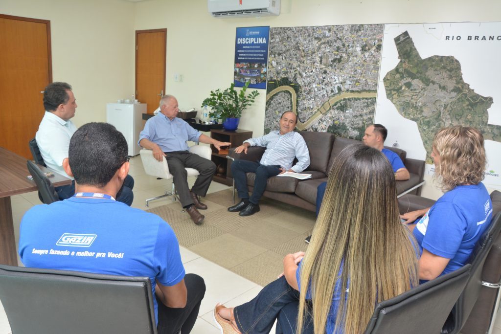 Proprietário do grupo Gazin faz visita ao prefeito e garante parceria no projeto 1001 Dignidades 1 VISITA MARIO PREFEITO ED 23 8