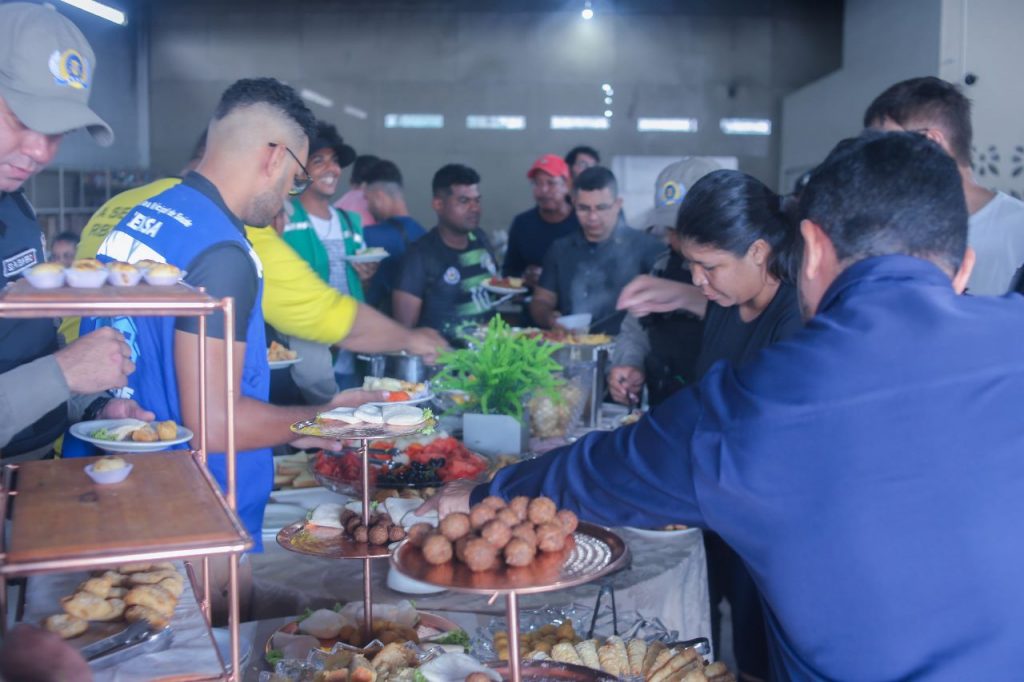 Prefeitura oferece café da manhã em agradecimento à equipe que trabalhou durante a enchente 1 cdafc8d1 c97e 41f3 908f cd73e667cfcc
